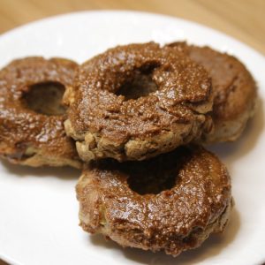 Apple cinnamon donuts