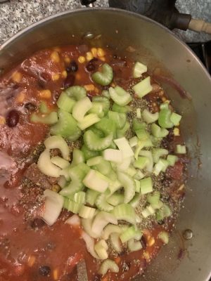 Big batch vegan chili recipe 4